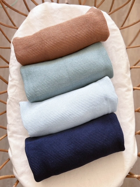 Plaid en maille de coton brodé - Bleu Marine -