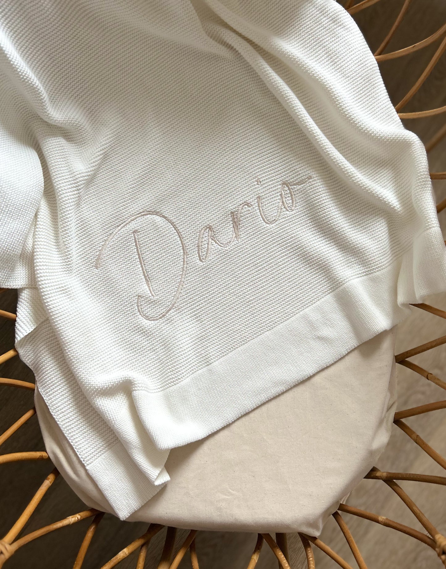 Plaid en maille de coton brodé - Milk -